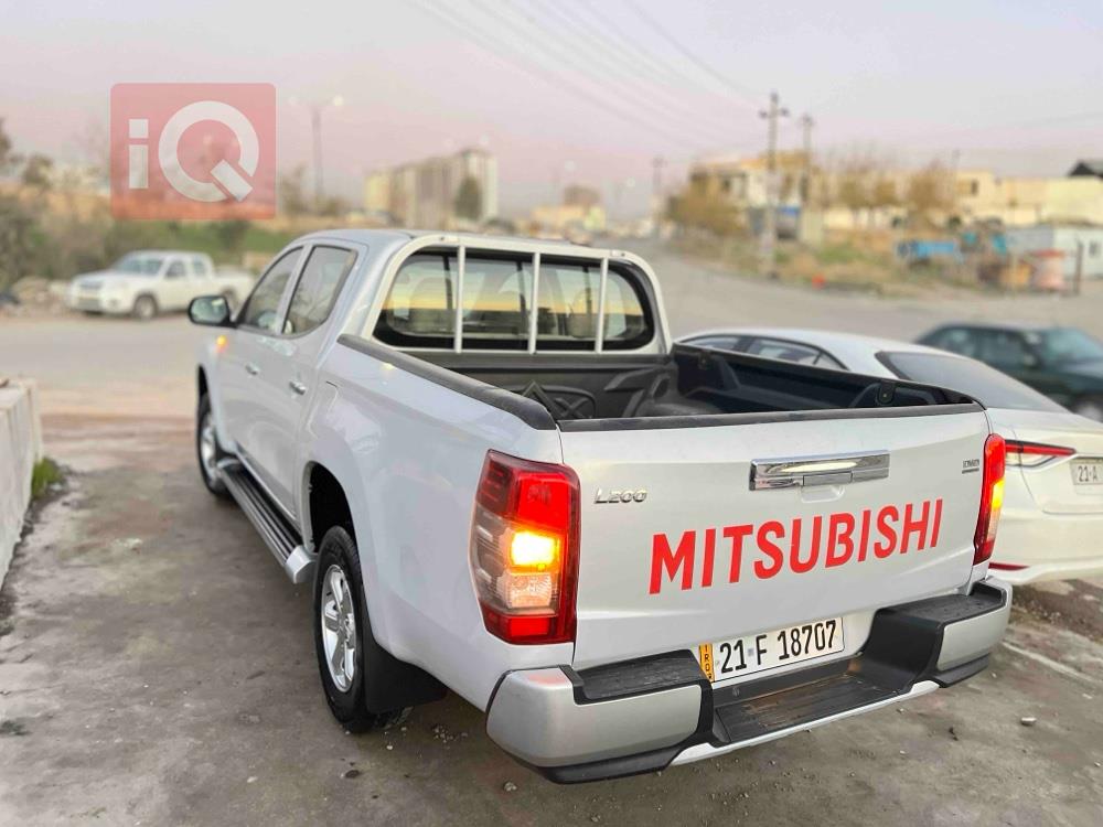 Mitsubishi L200